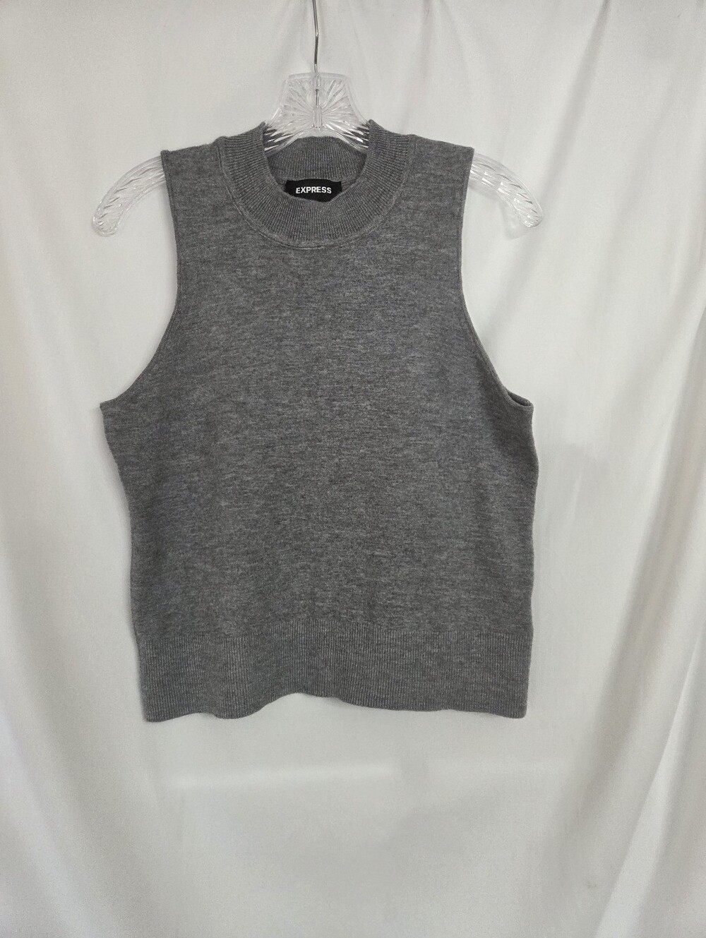 Express Fall Gray Ribbed Mock Neck Knit Tank. Size L (Jrs)